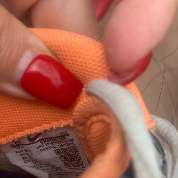 Air force 1 - Picture 3 of 3